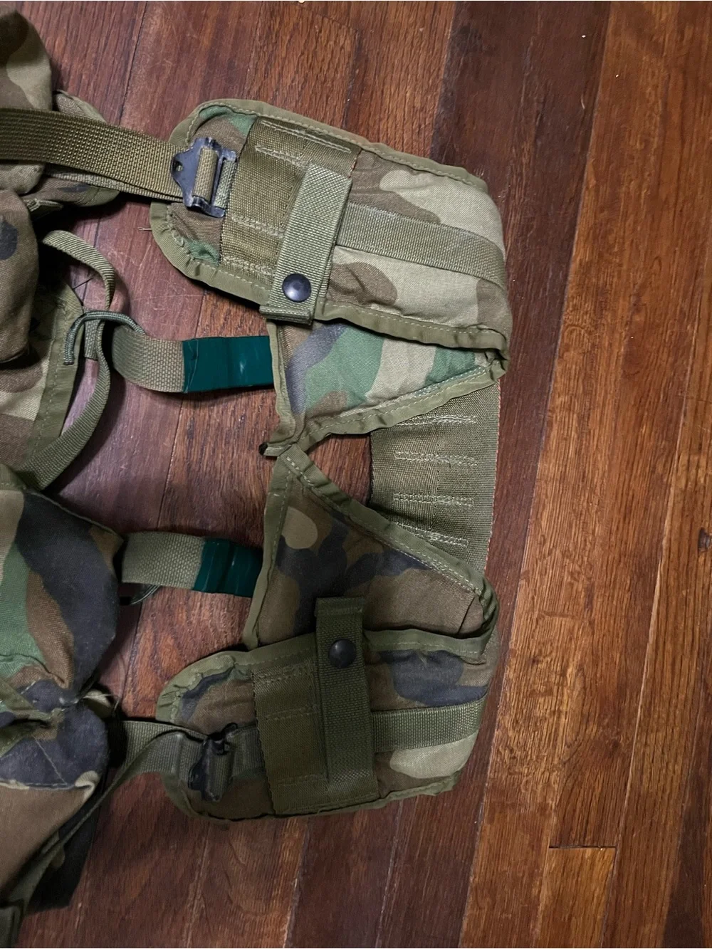 Woodland Camo Tactical Belt Vest with Multiple Pouches - Green